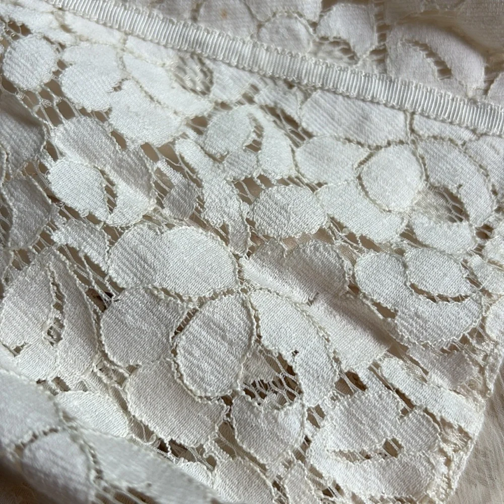 Tahari Lace Eyelet Knee Length Beige Cream Skirt 10 - Picture 10 of 10